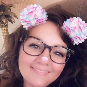 Meet your Posher, Tonya